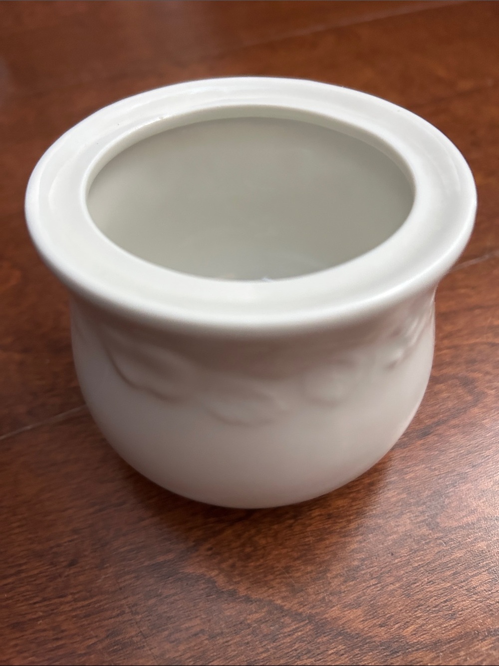 Gibson White Ceramic Lidded Jar with Subtle Embossed Fruit Detail - Picture 7 of 12